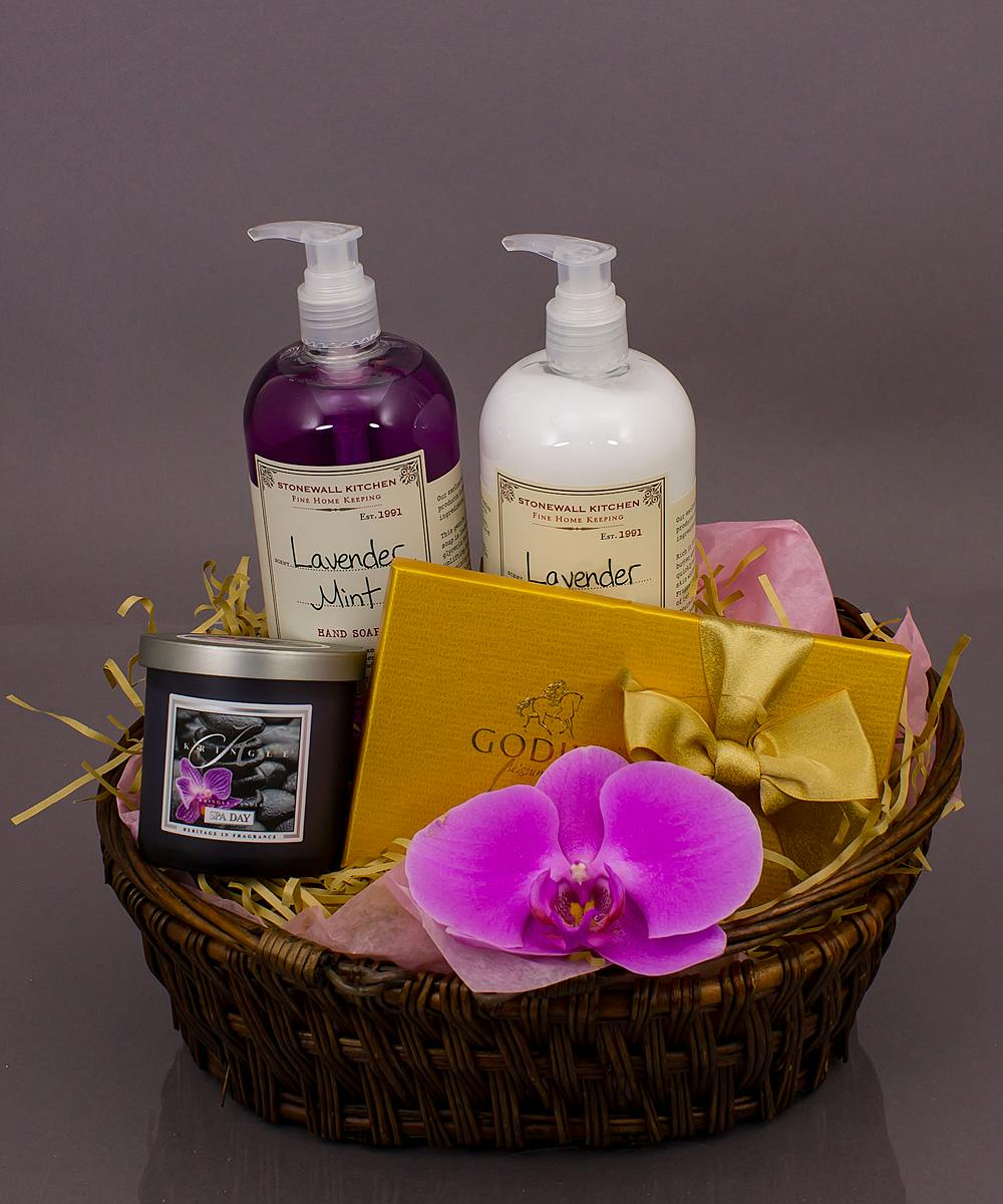 Spa Basket Currans Flowers Danvers & Beverly, MA